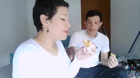 mauroluxandra online show from February 2026 03:53:01 PM