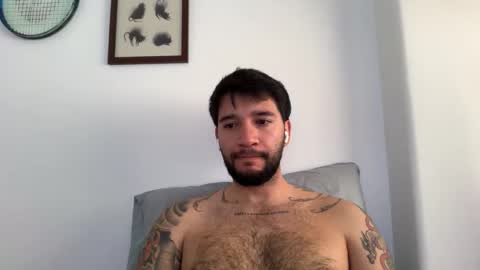 Snapshot of mauuu17 chatting on October 2025 02:43:02 PM mauuu17 online show from October 2025 02:43:02 PM