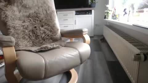 mav1962 online show from February 2025 07:55:01 AM