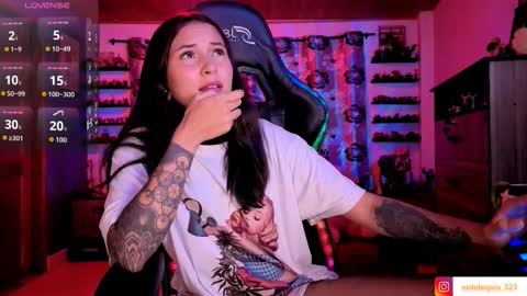 Snapshot of mavis_fuentes chatting on February 2026 11:31:02 PM Hilary online show from February 2026 11:31:02 PM