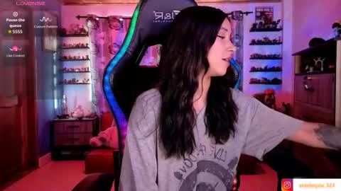 Snapshot of mavis_fuentes chatting on February 2026 10:28:02 PM Hilary online show from February 2026 10:28:02 PM