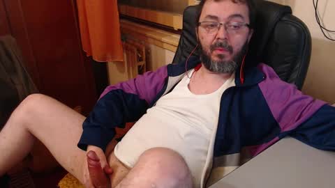 Max online show from December 2024 08:40:02 PM