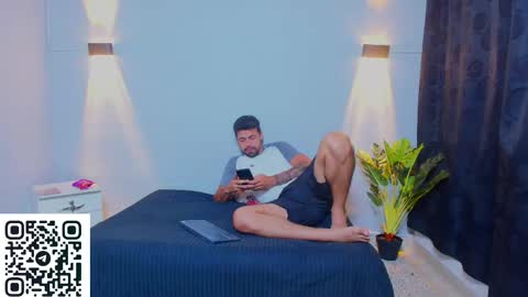 Max  Ashley online show from May 2026 02:31:01 AM