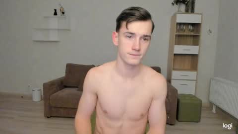 max_foks_ online show from March 2026 04:54:01 PM