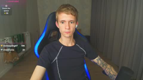 Max Gen with tats 24years  And Ethan without tats 20 years online show from January 2025 08:58:02 PM