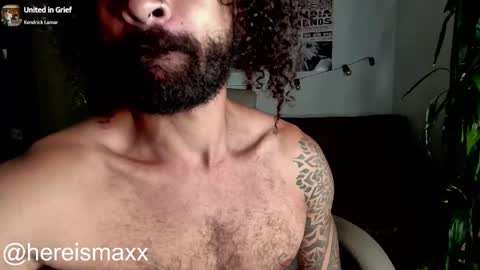 Snapshot of max_greenn chatting on September 2025 12:03:01 AM Max Follow me IGX hereismaxx online show from September 2025 12:03:01 AM