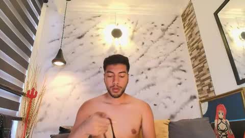 Max Hornye online show from March 2026 08:16:02 PM