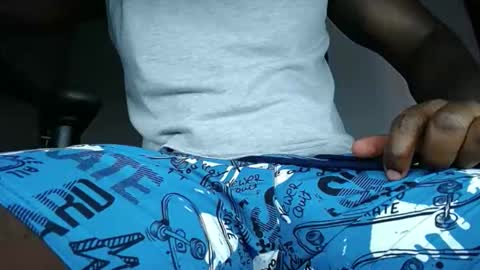 Snapshot of max_jones2 chatting on May 2026 07:41:01 PM MAX online show from May 2026 07:41:01 PM