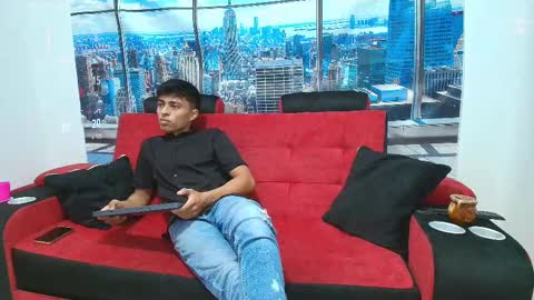 Snapshot of max_latin_ chatting on January 2025 11:15:02 AM max_latin_ online show from January 2025 11:15:02 AM