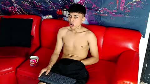 Snapshot of max_latin_ chatting on February 2025 11:54:02 AM max_latin_ online show from February 2025 11:54:02 AM