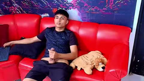 Snapshot of max_latin_ chatting on February 2025 03:21:02 PM max_latin_ online show from February 2025 03:21:02 PM