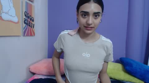 max mymelody online show from February 2026 10:06:02 PM