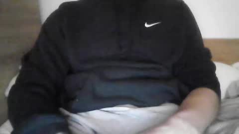 max_rocky1 online show from December 2025 09:08:02 PM