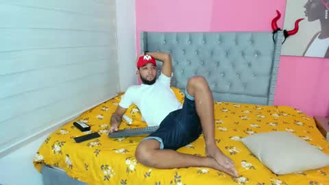 max_sexyhot26 online show from December 2024 02:55:01 AM