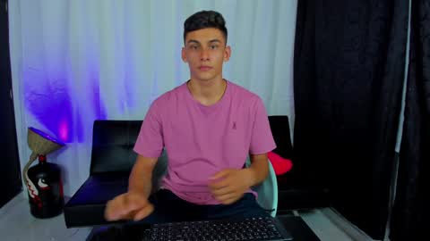 MAX     online show from January 2025 11:02:02 AM