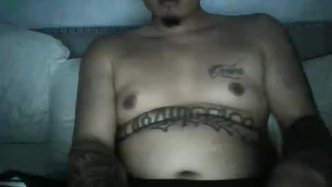 maxbee1323 online show from April 2026 05:07:01 PM