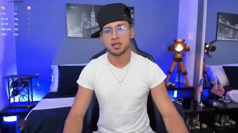 Snapshot of maxconor1 chatting on February 2026 01:16:02 AM Max Conor online show from February 2026 01:16:02 AM