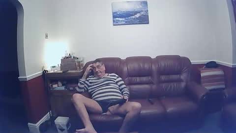 MAX online show from February 2025 10:31:02 PM