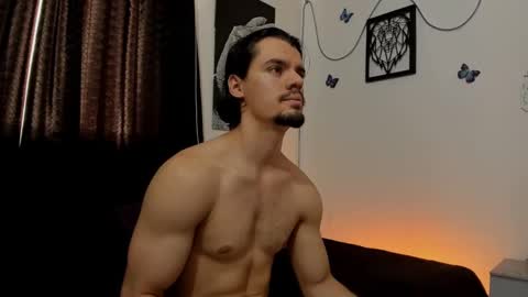 Alex online show from January 2025 10:04:02 PM