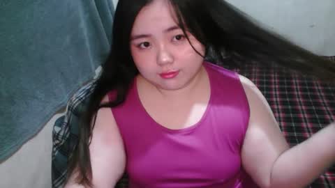 Maxie online show from October 2025 01:00:02 PM