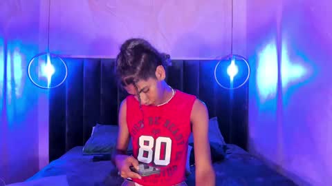 Snapshot of maxim_walker chatting on January 2025 06:05:01 AM maxim online show from January 2025 06:05:01 AM