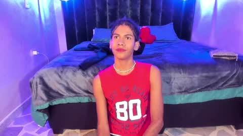 Snapshot of maxim_walker chatting on January 2025 09:07:01 AM maxim online show from January 2025 09:07:01 AM