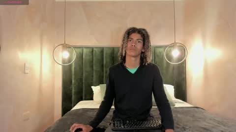 Snapshot of maxim_walker chatting on January 2025 03:00:02 AM maxim online show from January 2025 03:00:02 AM