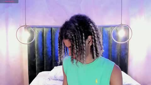 Snapshot of maxim_walker chatting on January 2025 06:03:01 AM maxim online show from January 2025 06:03:01 AM