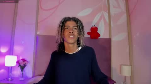 Snapshot of maxim_walker chatting on February 2025 03:03:01 AM maxim online show from February 2025 03:03:01 AM