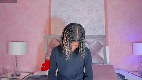 Snapshot of maxim_walker chatting on March 2025 02:46:02 AM maxim online show from March 2025 02:46:02 AM