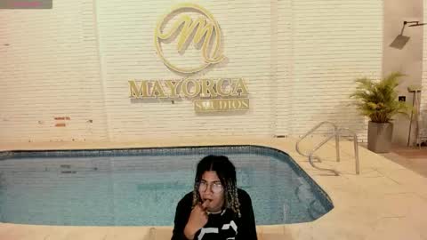 Snapshot of maxim_walker chatting on September 2025 03:11:01 AM maxim online show from September 2025 03:11:01 AM