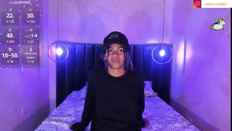 Snapshot of maxim_walker chatting on November 2025 03:08:02 AM maxim online show from November 2025 03:08:02 AM