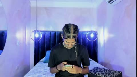 Snapshot of maxim_walker chatting on November 2025 03:05:01 AM maxim online show from November 2025 03:05:01 AM