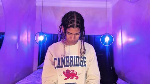 Snapshot of maxim_walker chatting on November 2025 02:56:01 AM maxim online show from November 2025 02:56:01 AM