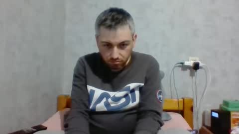 Maxime online show from February 2025 08:36:01 PM