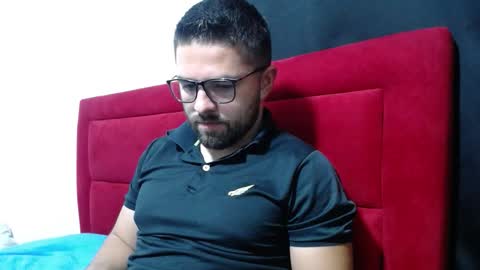 maximo_2000 online show from October 2025 11:51:02 PM