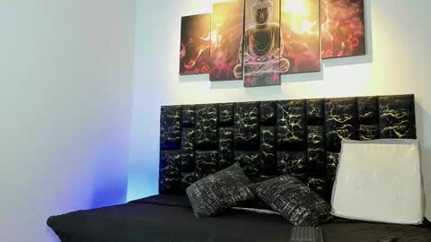 maximo_morelli online show from November 2025 01:30:01 AM