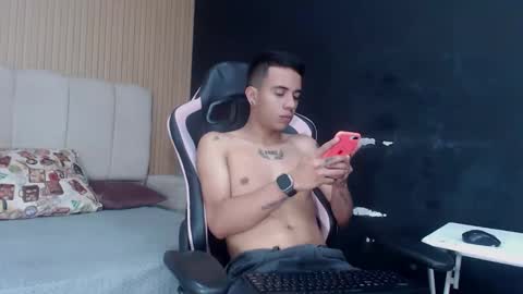 MaximoGray online show from January 2026 06:57:02 PM