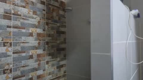 Snapshot of maximohoot chatting on December 2024 08:44:01 PM Sebastian online show from December 2024 08:44:01 PM