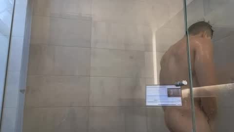 Snapshot of maximohoot chatting on December 2024 10:13:01 PM Sebastian online show from December 2024 10:13:01 PM