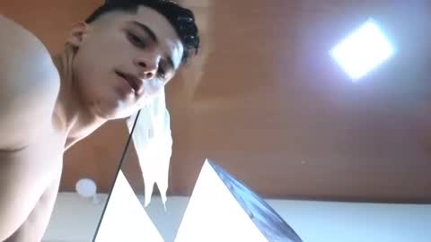 Snapshot of maximohoot chatting on January 2025 12:26:02 AM Sebastian online show from January 2025 12:26:02 AM