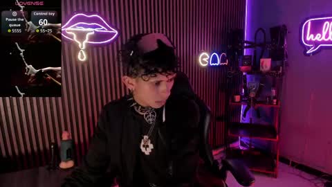 MAXIMO online show from April 2026 03:45:01 AM