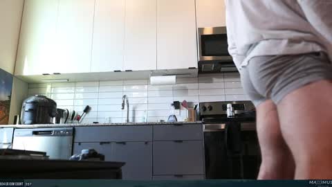 Maximus7871 online show from February 2025 06:12:01 PM