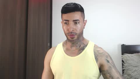 Independent Model online show from February 2026 04:46:02 AM