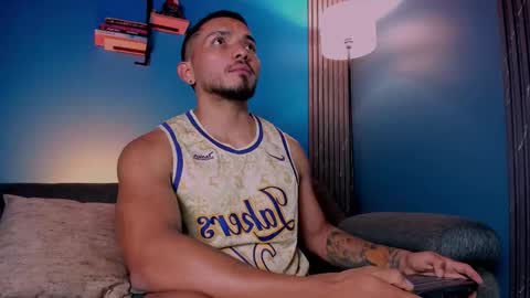 Maximus Clark online show from October 2025 01:09:02 AM