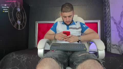 Snapshot of maximusdick1_ chatting on December 2024 06:33:01 PM Maximus online show from December 2024 06:33:01 PM