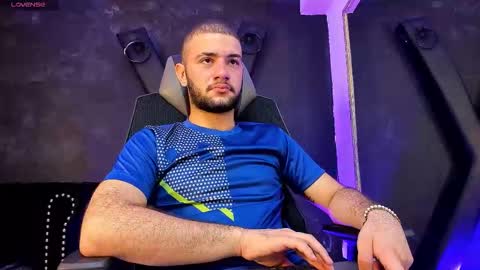 Snapshot of maximusdick1_ chatting on September 2025 04:05:01 AM Maximus online show from September 2025 04:05:01 AM