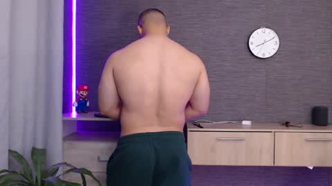 maximus online show from December 2025 01:04:02 AM