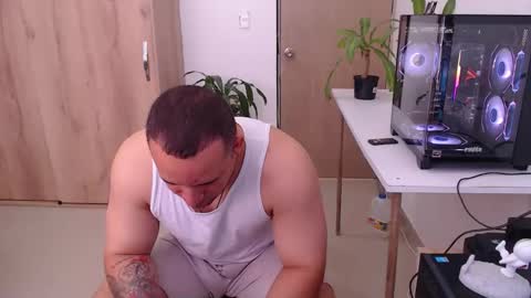 Snapshot of maximussantorini chatting on April 2026 01:17:02 PM maximus online show from April 2026 01:17:02 PM