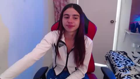 maxinesex_ online show from December 2025 01:52:02 PM